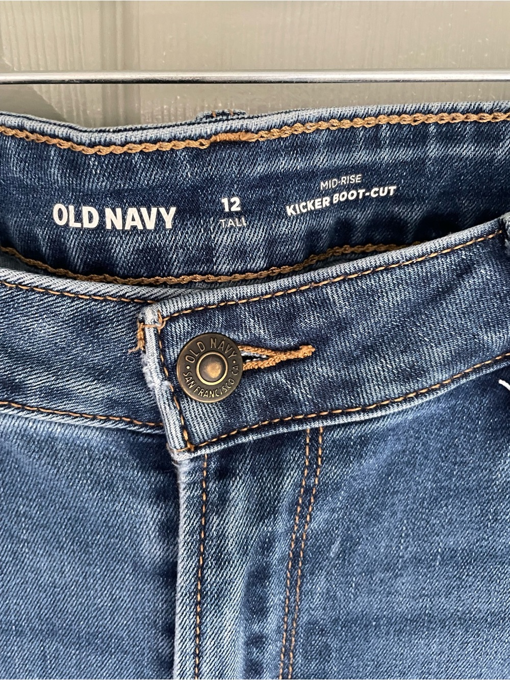 Old Navy Women's Medium Blue Boot Cut Jeans Curvy Plus Size 12 Tall - Picture 3 of 6